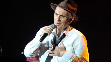 GUY MARCHAND:  SES CINQ CHANSONS INCONTOURNABLES :de la Passionata et d'autres 