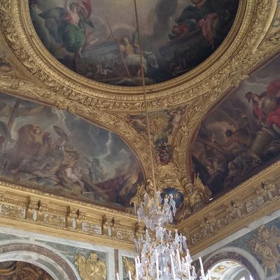 Intérieur du château de Versailles 2/2