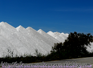 Les montagnes de sel à Salin de Giraud