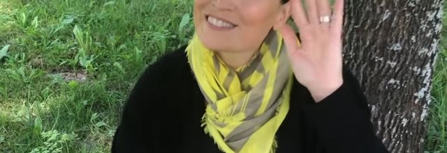 Tarja Turunen : Vidéo dépaquetage de l'album Box In The Raw