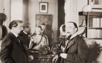 Satie chez Debussy