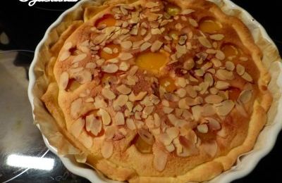 Tarte aux abricots et crème amandine