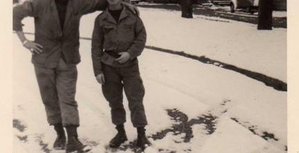 minou  (le petit) a moulins -les- metz a l'armée en février 1964
