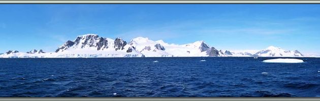 Petit passage sur le balcon avant d'aller au restaurant, apparemment, nous ne sommes pas les seuls sur place - Péninsule Antarctique 