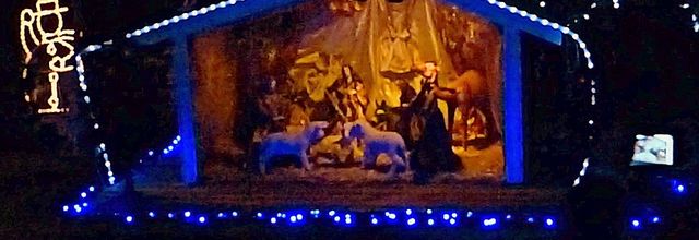 En passant par là-bas... et en découvrant une crèche...
