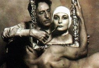 miroir réfléchit...