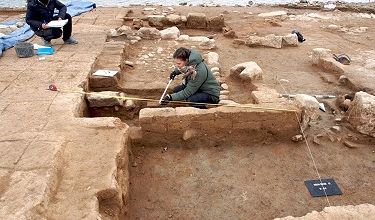 La sècheresse expose une ville vieille de 3.400 ans ...