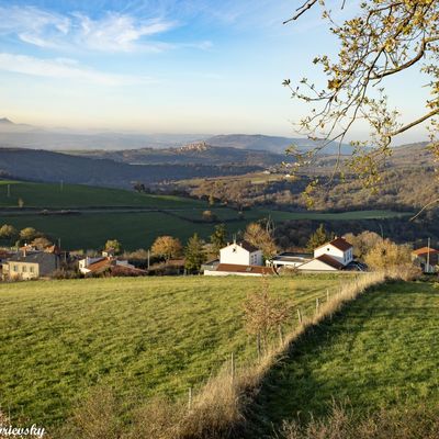 Sur les hauteurs de Saint Yvoine 