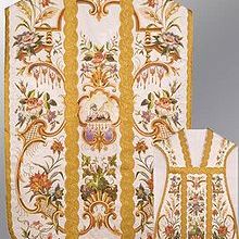 Achat de Chasubles et d'un Bénitier de marbre