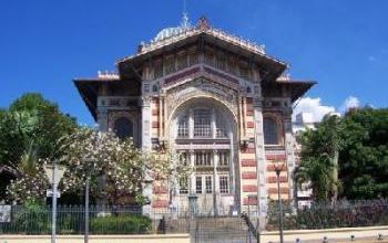 La bibliothèque Schoelcher
