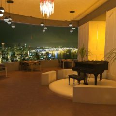 Neat Escape - Night View Restaurant