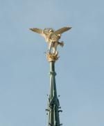 Des trous et des ailes