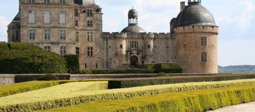 CHATEAU DE HAUTEFORT