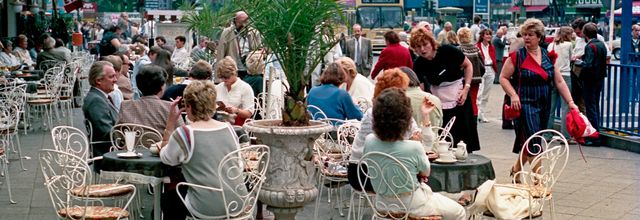 Le monde prétendument libre  , n’est plus celui de Berlin-Ouest d'avant la chute du mur .