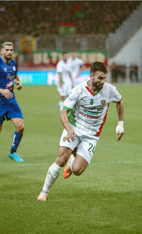 Samedi 21.9.2024 à Douéra Stade 