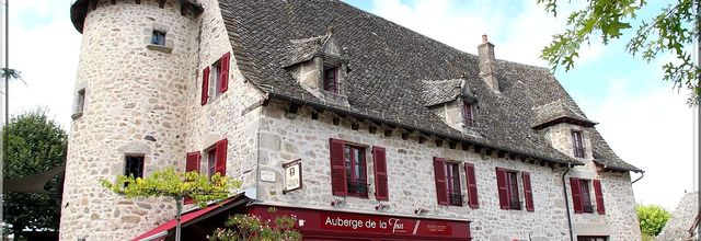 945 - Marcolès et Cassaniouze, dans le Cantal (15)