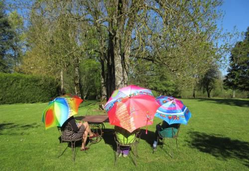 Parapluies d'ici et d'ailleurs