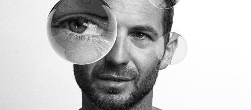 Nicolas Réal, belle plume de la chanson française, sort Gommettes