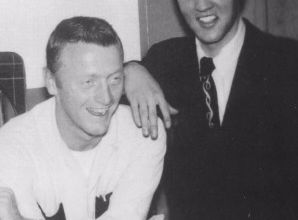 photo elvis -red west 