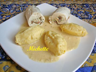 Blanc de poulet farci aux pommes et jambon cru, purée p de terre, sauce légère