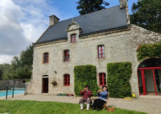 Sonneurs au manoir