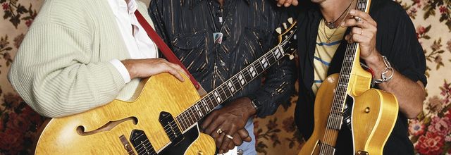 PHOTO ERIC CLAPTON -CHUCK BERRY -KEITH RICHARDS 