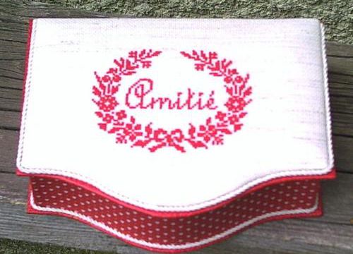 boite chantournée