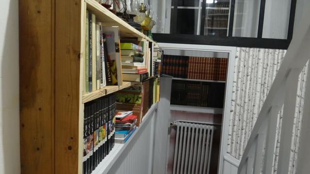 L'escalier et les Toilettes de l'étage (4)