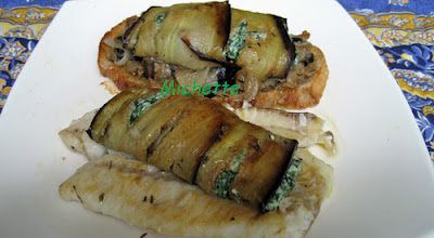 Filet de dorade, roulé d'aubergine brocciu épinards, tartine pissaladière