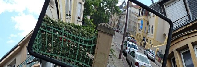 Joute de mots d'Ouest en Est / Double vue...