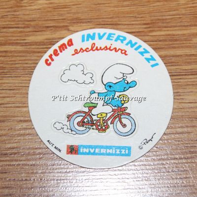 Petit autocollant Schtroumpf INVERNIZZI