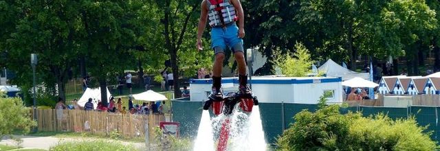 Metz / Flyboard au plan d'eau ...