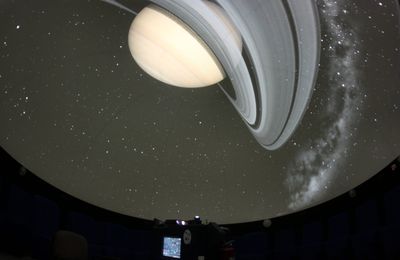 Séances de planétarium le mercredi après-midi en période scolaire