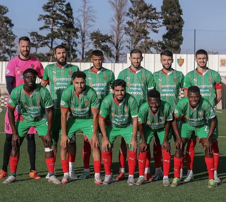 Lundi 5.5.2025 au Centre de Zéralda Amical MCA- Paradou AC 3-2