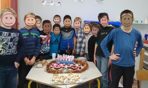 * Recettes pour un goûter de Noël:  cupcakes, sablés, guimauves