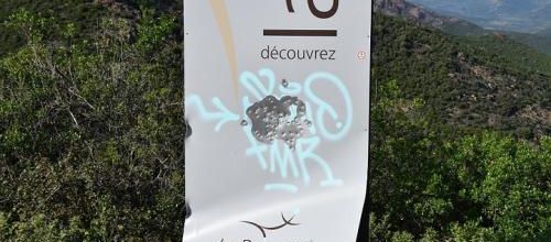 ... carte détaillée...!