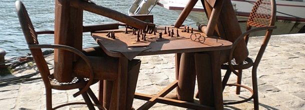 Carmona au port de Grenelle : La partie d'échecs