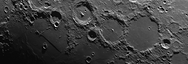 Balade lunaire juste après le premier quartier