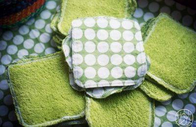Les petites lingettes lavables et leur panière