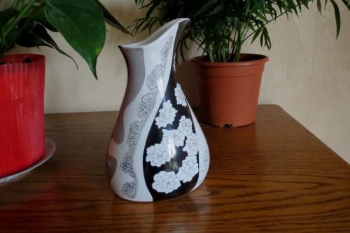 vase (pot à lait)