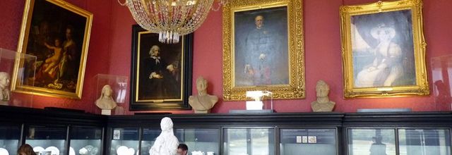 Le château de Chantilly : le mobilier