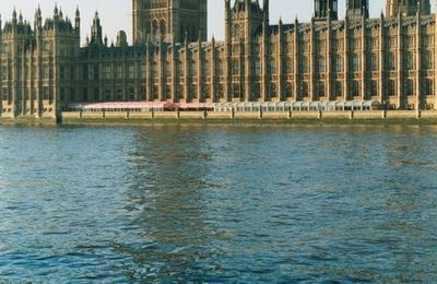 Inauguration du nouveau palais de Westminster