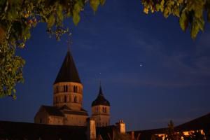 Jupiter et Saturne à Cluny