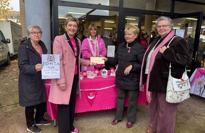 Le Zonta Club a fait un don de 500 euros à la Ligue contre le Cancer, pendant Octobre Rose
