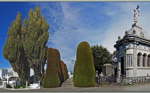 Et le lieu des dernières demeures des riches et des pauvres, des honnêtes et des malhonnêtes : le cimetière de Punta Arenas - Chili