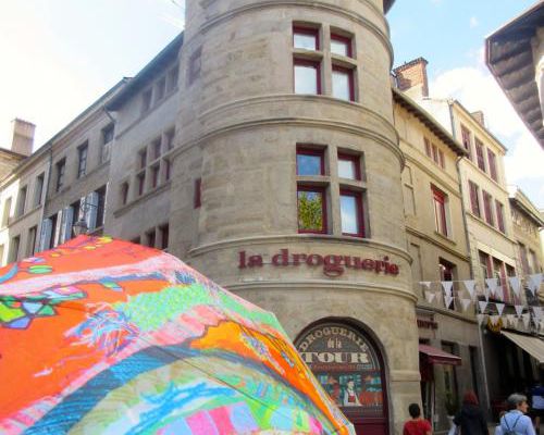 Tours et ombrelles
