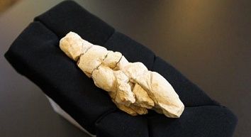 Les mondes anciens ... 