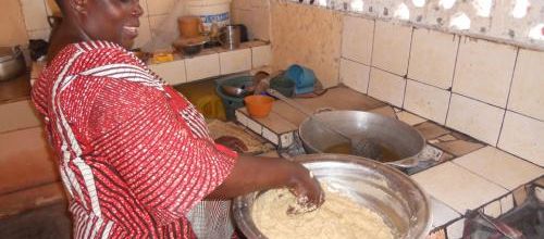AKOUMÉ, LA PÂTE DE MAÏS