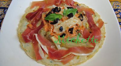 Galette légère, fenouil, jambon cru, crème de piquillos à la ricotta