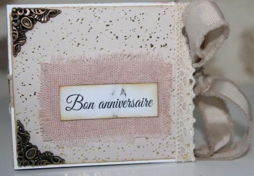 Un mini, mini et ses pages-pochettes